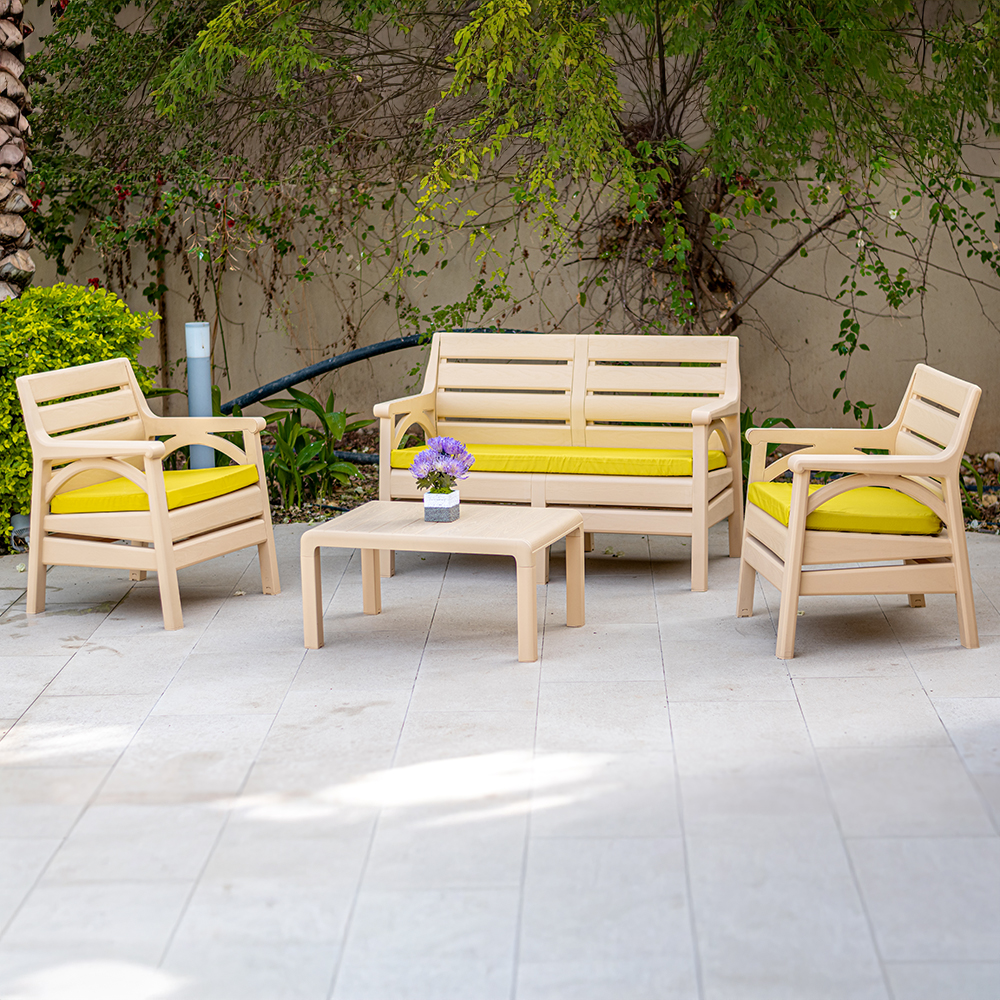 Riviera Triple Seat